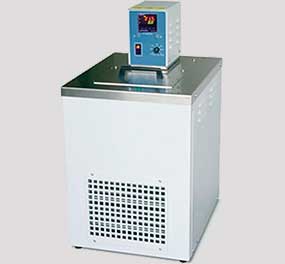 Low Temperature Cryostat Bath